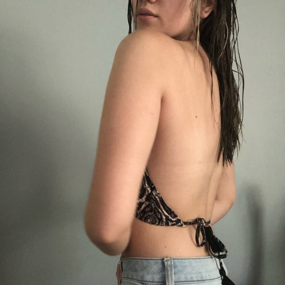 Patterned Halter Top NWOT - Picture 3 of 5